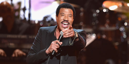 Lionel Richie trở lại sau 23 năm