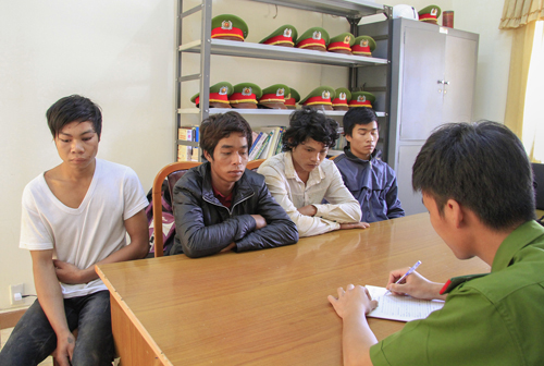 Bắt nhóm côn đồ đánh trọng thương công an xã