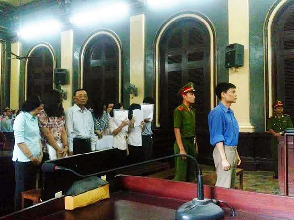 Các bị cáo tại tòa
