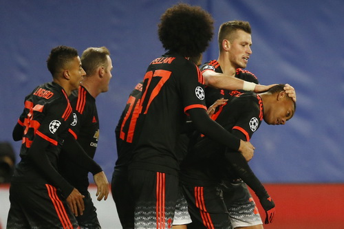 Anthony Martial ghi bàn, Man United thoát hiểm ở Moscow