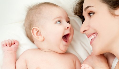 Cho con bú giúp mẹ giảm nguy cơ trầm cảm và ung thư vú, ung thư buồng trứng