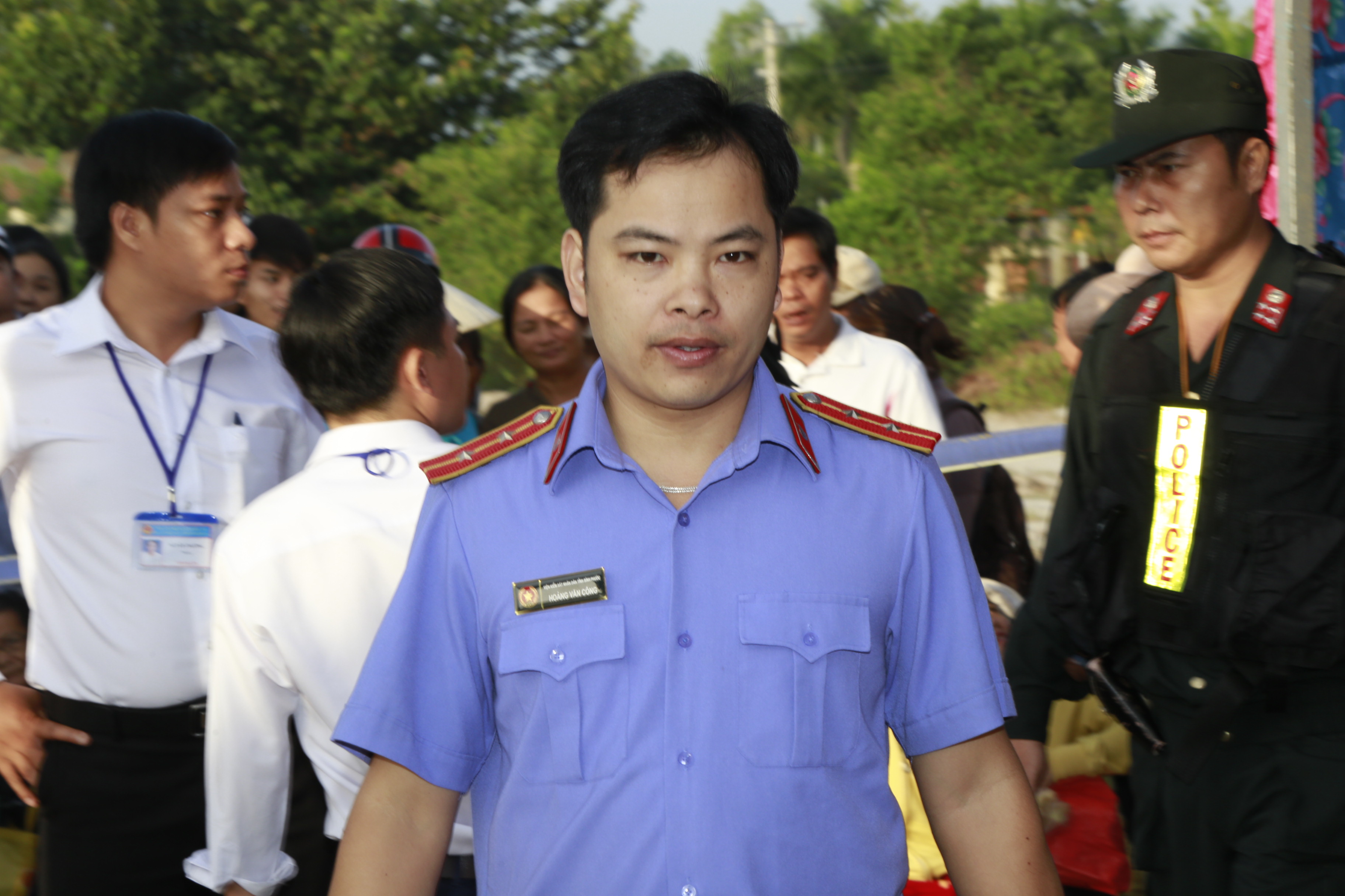 Đại diện VKSND tỉnh B&igrave;nh Phước giữ quyền c&ocirc;ng tố tại phi&ecirc;n lưu động