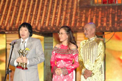 Hạnh phúc nhận Giải Mai Vàng năm 2008