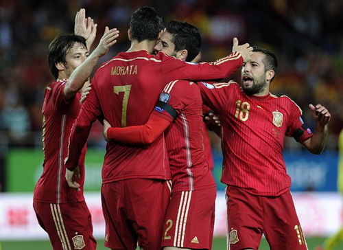 CĐV Tây Ban Nha nhất loạt tẩy chay Diego Costa