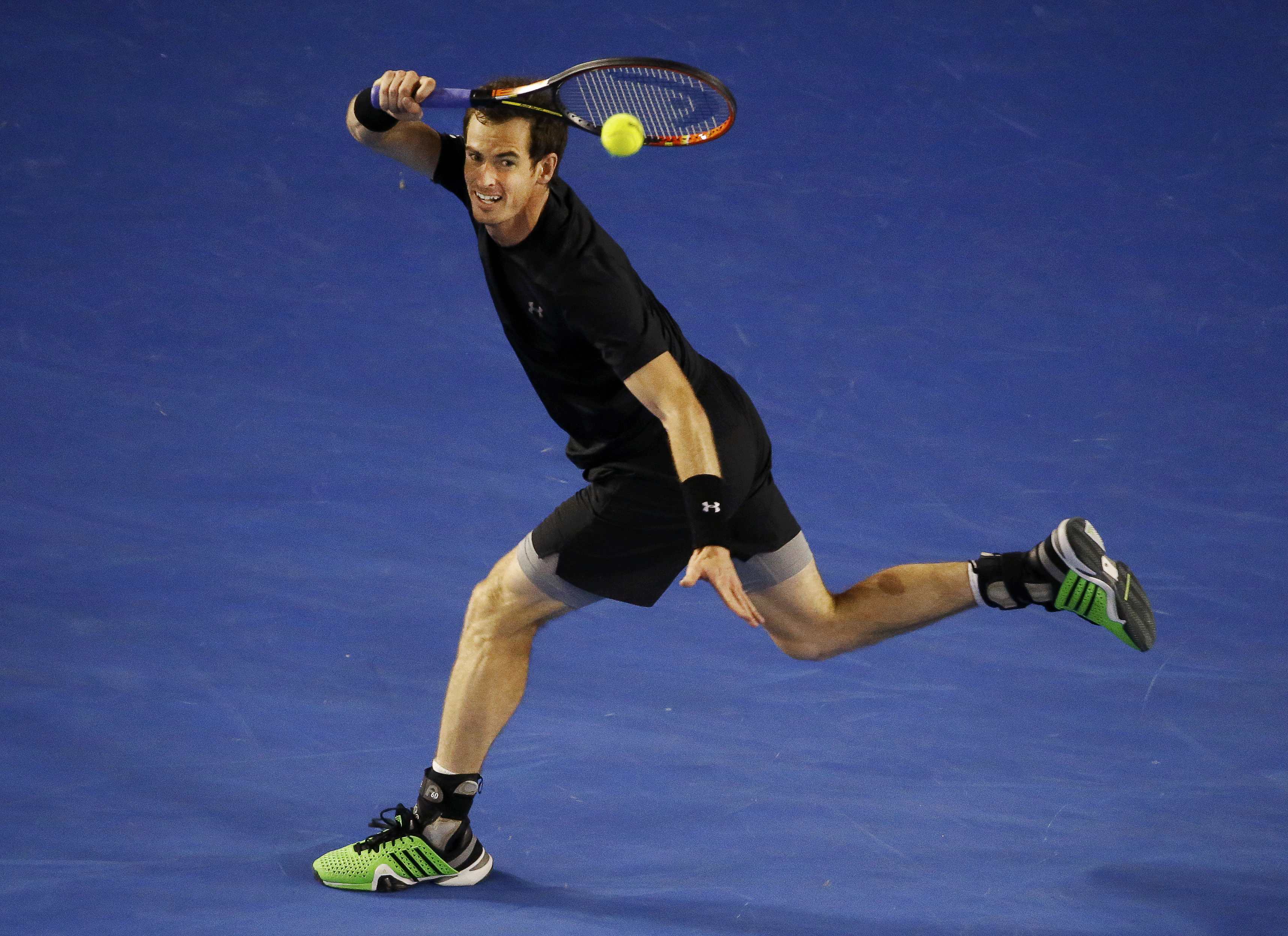 Murray bất ngờ bị Berdych dẫn trước
