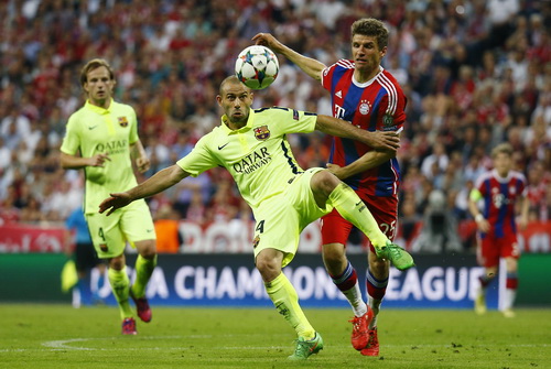 Mueeler cũng kịp lập công dù không đưa được Bayern vượt qua Barca