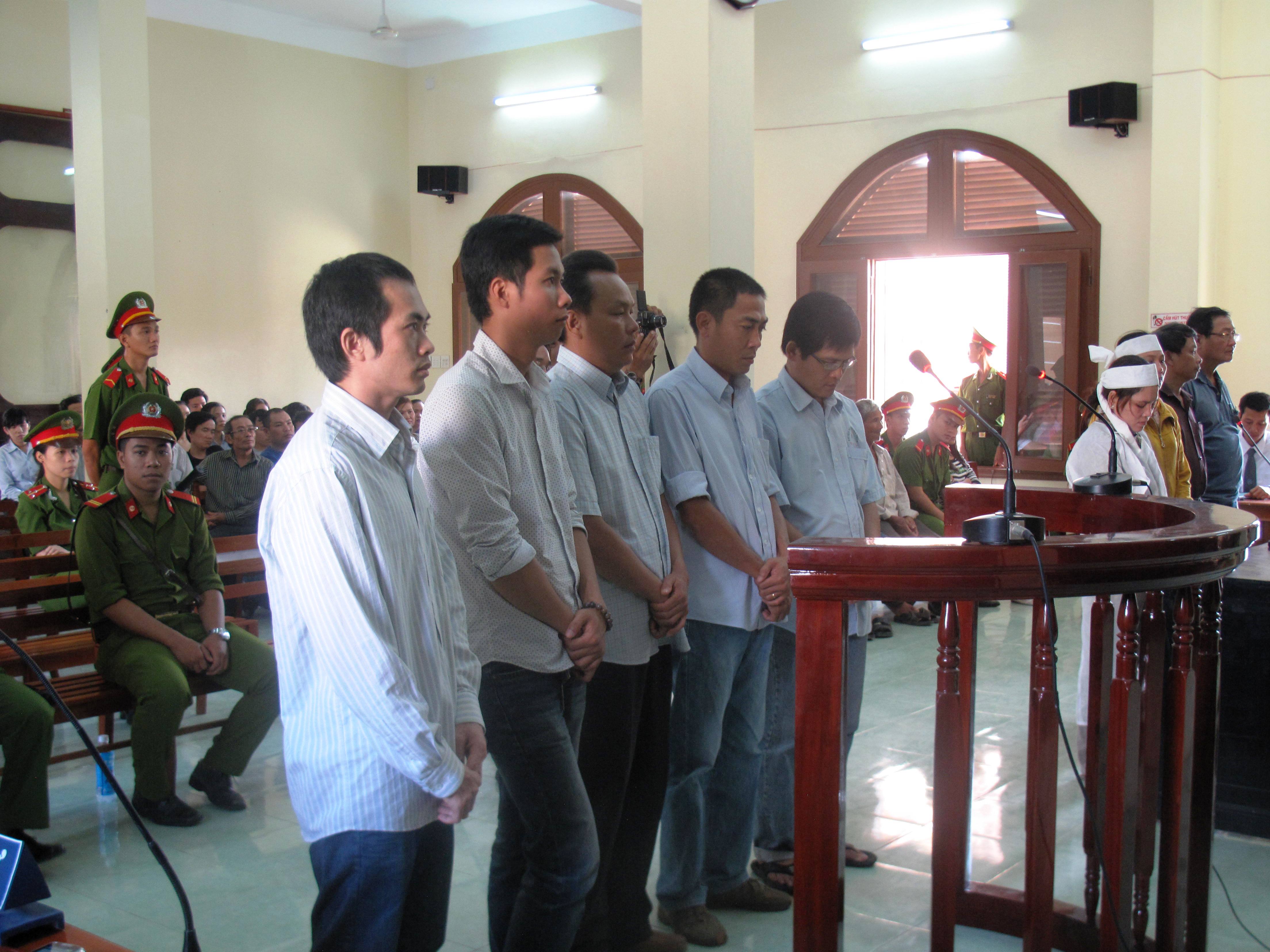 Xét xử phúc thẩm vụ “Công an dùng nhục hình” ngày 9-7-2014