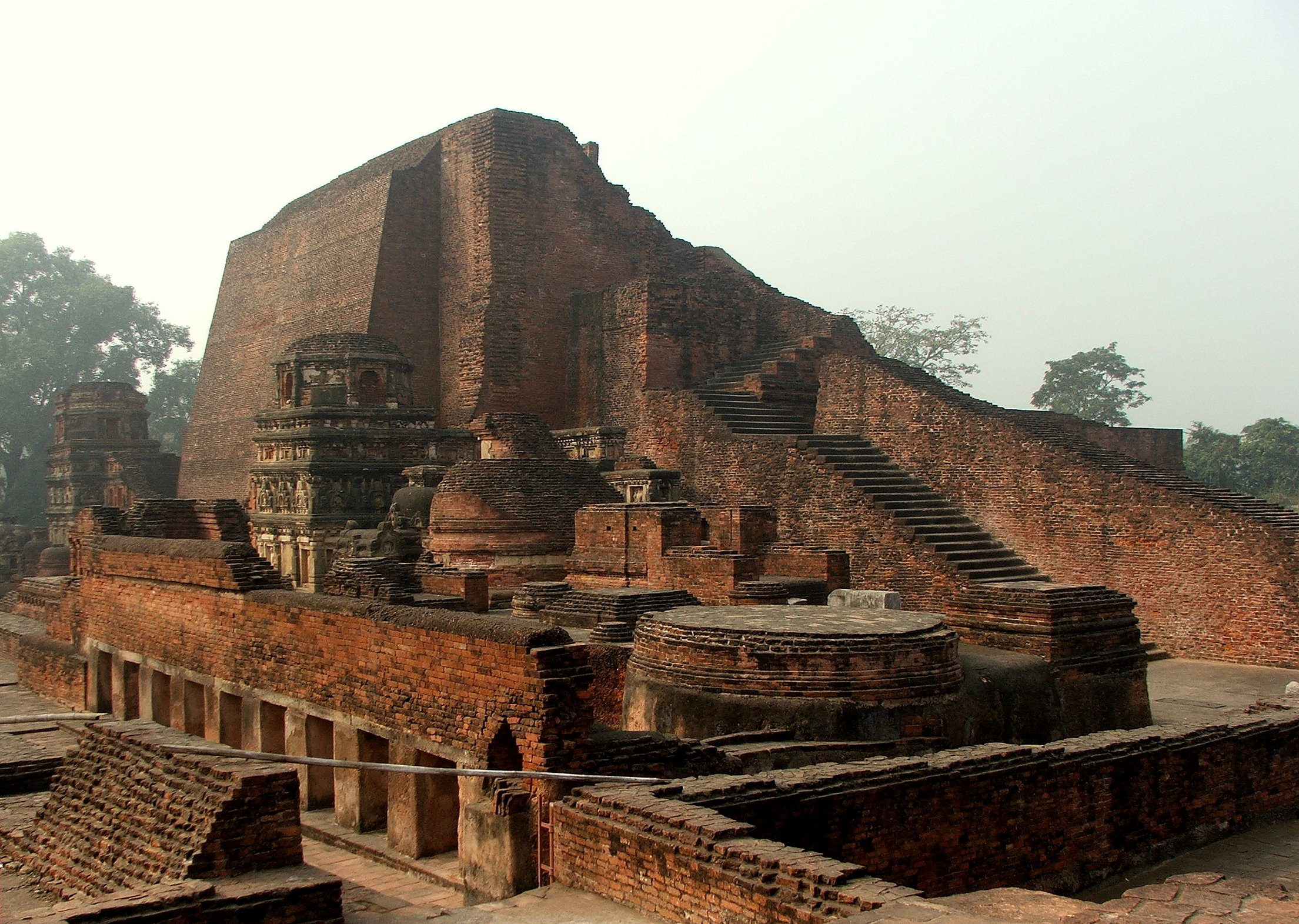 Trường đại học Phật gi&aacute;o đầu ti&ecirc;n tr&ecirc;n thế giới - Nalanda