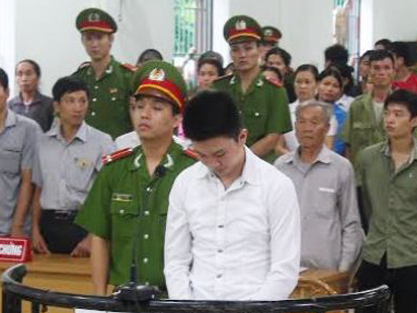 Nam sinh giết cô giáo rồi đốt xác phi tang