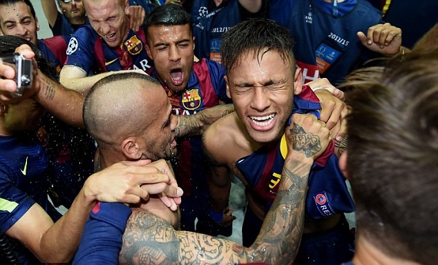 Neymar xứng đ&agrave;ng được Barcelona tưởng thưởng sau những đ&oacute;ng g&oacute;p ở m&ugrave;a giải n&agrave;y