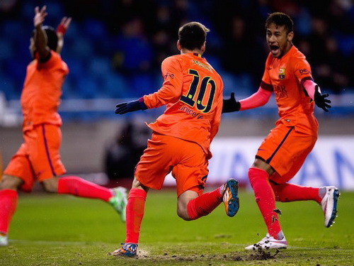Chiến thắng giúp Barca duy trì cuộc đua với Real Madrid