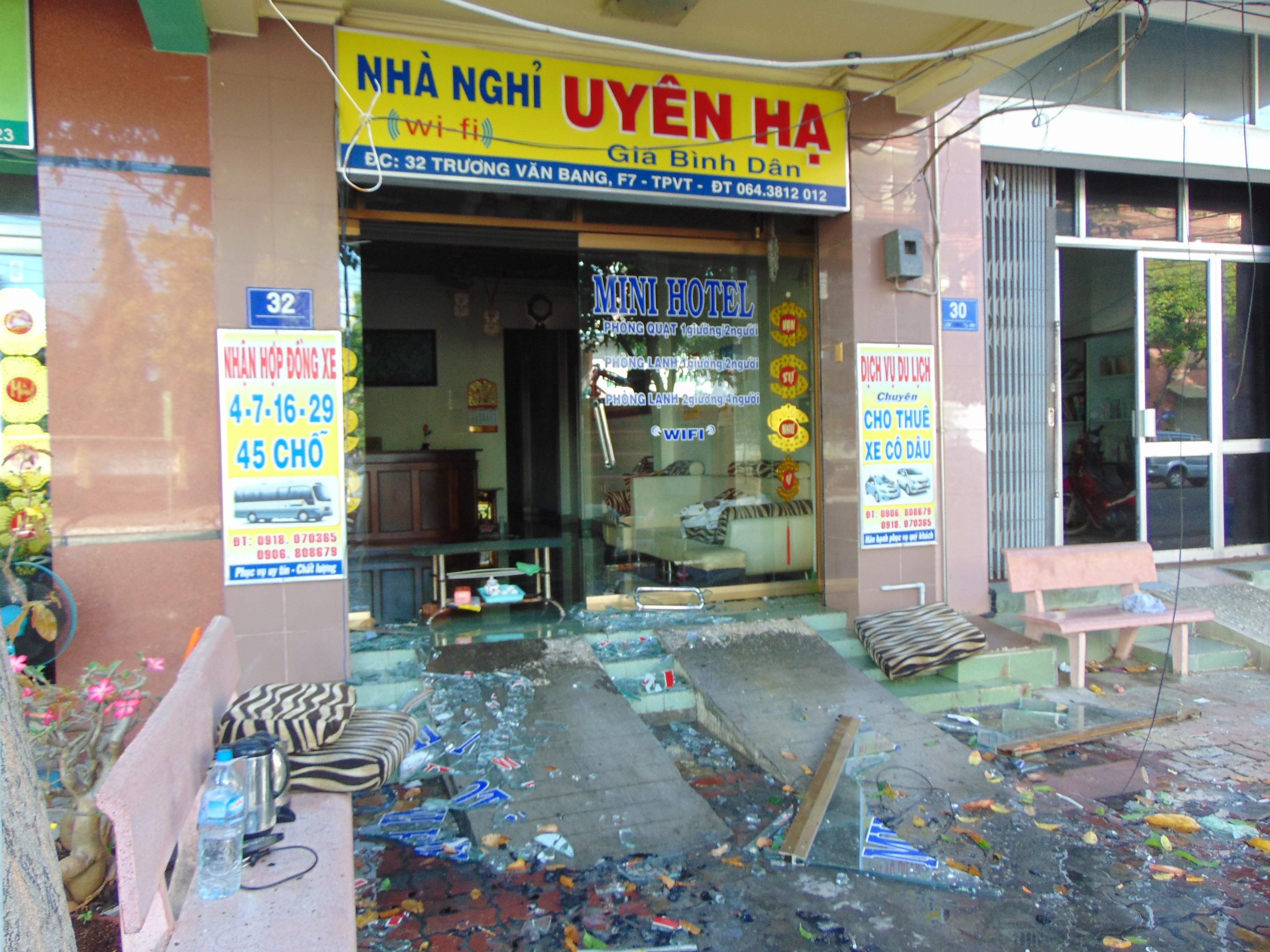 Hiện trường sau khi xảy ra vụ ch&aacute;y tại nh&agrave; nghỉ Uy&ecirc;n Hạ