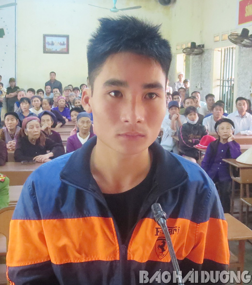 Nguyễn Quang Phúc đã dùng dao chém bạn