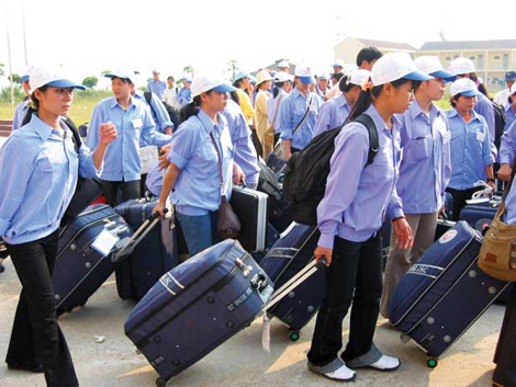 Bị cận thị có được tuyển sang Nhật?