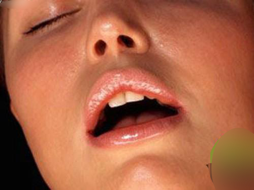 Sự thật về việc hắt hơi giúp đạt cực khoái