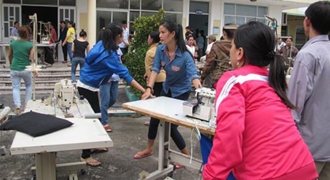 Thực trạng doanh nghiệp nợ đọng BHXH k&eacute;o d&agrave;i khiến c&ocirc;ng nh&acirc;n khốn đốn
