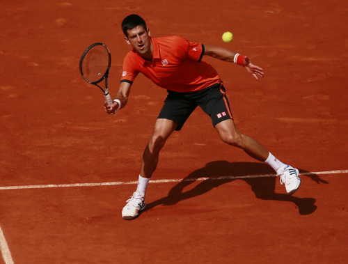 Thắng nhanh v&aacute;n đầu ti&ecirc;n...