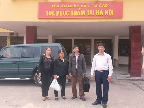 Ông Chấn gửi 100 giấy tờ bổ sung, đòi bồi thường 9,3 tỉ