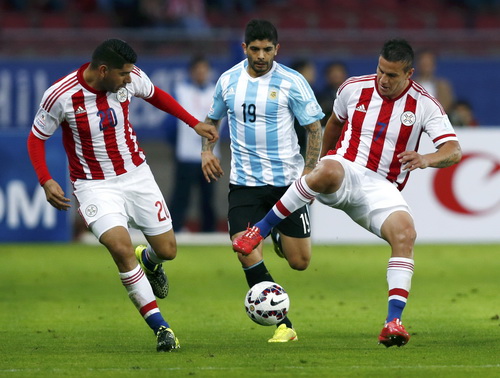 Messi ghi bàn, Argentina vẫn khóc hận với Paraguay