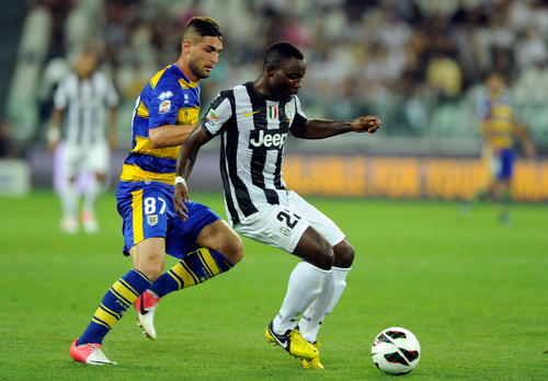 Parma trong trận thua Juventis 0-1 hồi th&aacute;ng 1-2015