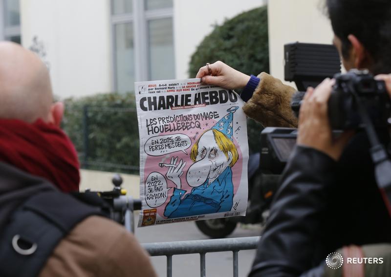 Tờ Charlie Hebdo thường xuyên công kích đạo Hồi. Ảnh: Reuters