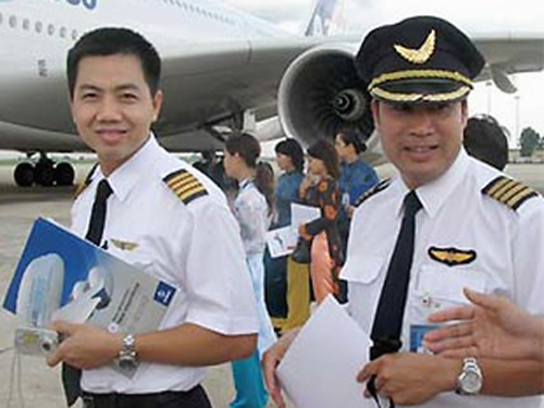 Từ 1-1-2015, lương phi công Vietnam Airlines cao nhất 102 triệu đồng/tháng