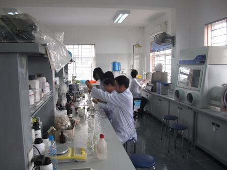 Bắt cựu Phó giám đốc Trung tâm kiểm nghiệm phân bón quốc gia