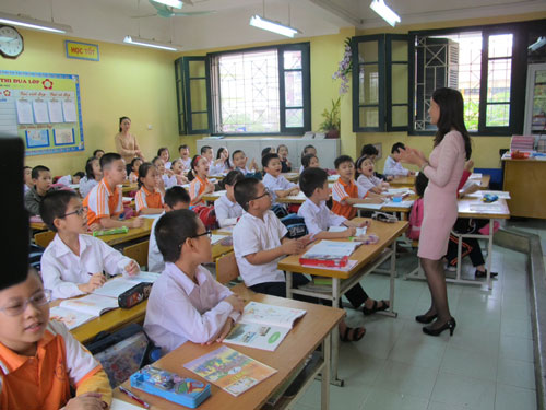 Mức đóng BHYT của học sinh, sinh viên tăng 145.000-220.000 đồng trong năm học 2015-2016