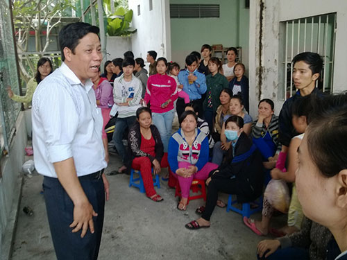 Ông Nguyễn Văn Thiệu, người được công ty “ủy quyền” đang thương lượng với công nhân