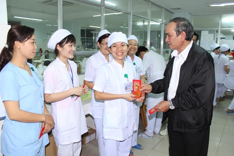 Đề xuất tăng tuổi nghỉ hưu: Phải có tiêu chí cho người “ở lại”