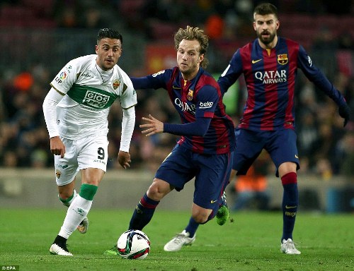 Barcelona thi đấu chặt chẽ với chiều sâu đội hình đẳng cấp trước Elche