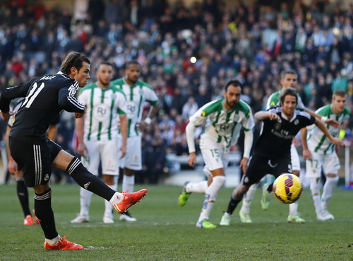 Gareth Bale ghi bàn quyết định cho Real Madrid