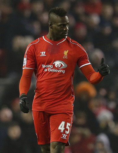 Mario Balotelli cuối c&ugrave;ng đ&atilde; lập c&ocirc;ng cho Liverpool