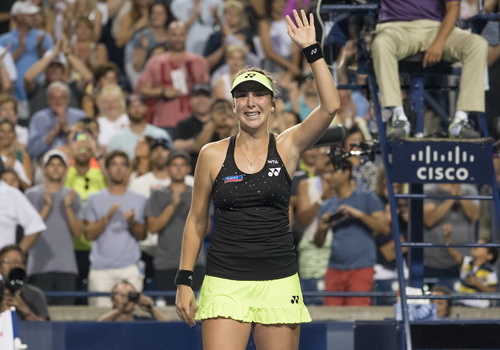 “Sát thủ” Bencic quật ngã Serena Williams ở bán kết