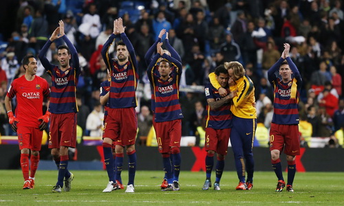 Chuỗi 34 trận bất bại của Barcelona ấn tượng hơn Real Madrid?