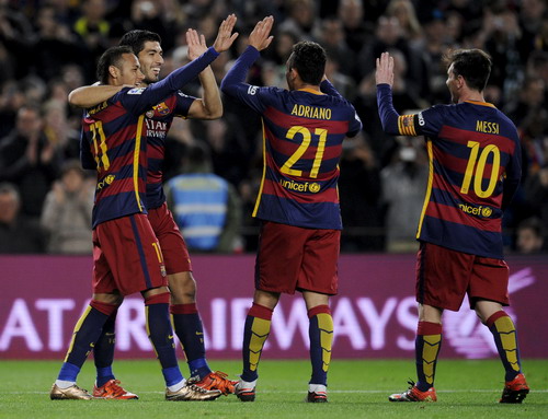 Thi đấu trận thứ 500, Messi giữ ngôi đầu cho Barcelona
