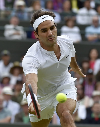 Tay vợt kh&ocirc;ng tuổi Federer qu&aacute; mạnh mẽ so với c&aacute;c đối thủ trẻ