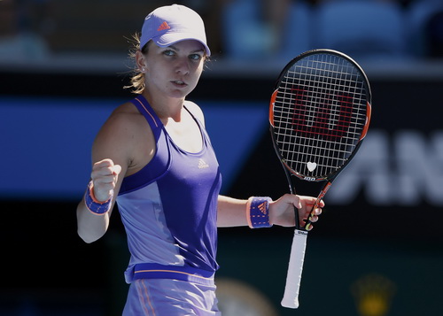 Simona Halep đi tiếp vào bán kết
