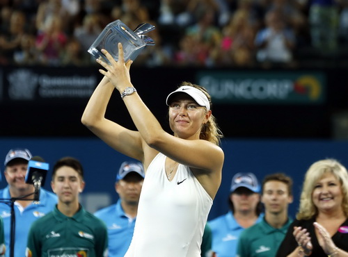 Mỹ nhân đại chiến ở Brisbane, Sharapova lên ngôi vô địch
