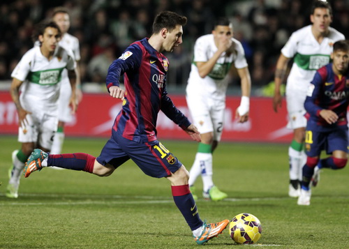 Messi có cú đúp thứ 77 tại La Liga