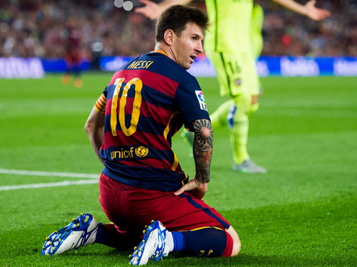 Rắc rối chuyện trốn thuế, Messi cân nhắc việc rời bỏ Barcelona