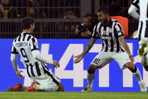 Morata và Tevez, tác giả ba bàn thắng cho Juventus