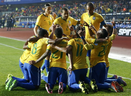 Niềm vui kh&ocirc;ng đến trọn vẹn cho Brazil