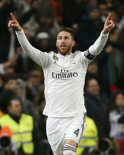 Ramos chuộc lỗi bằng b&agrave;n gỡ ph&uacute;t 20