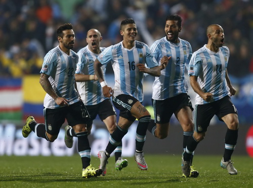 Colombia gục ngã trên chấm 11 mét, Argentina vào bán kết Copa America