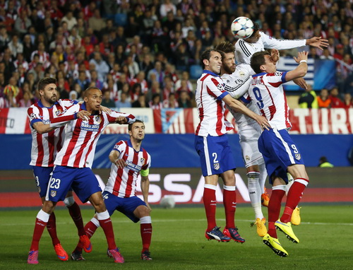 Atletico - Real Madrid 0-0: Ronaldo tắt tiếng