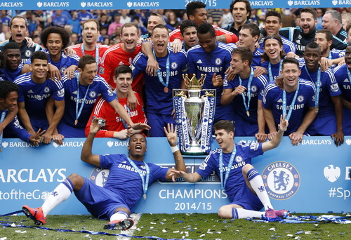 "Bệnh nhân" ung thư giải cứu Newcastle, Drogba lại chia tay với cúp