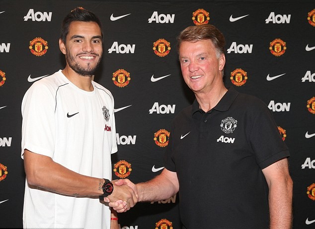 Romero và HLV Van Gaal năm 2009