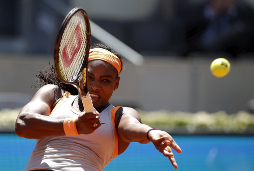 Serena nặng nề, k&eacute;m linh hoạt trước Kvitova