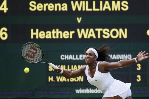 Serena qu&aacute; vất vả trước Heather Watson
